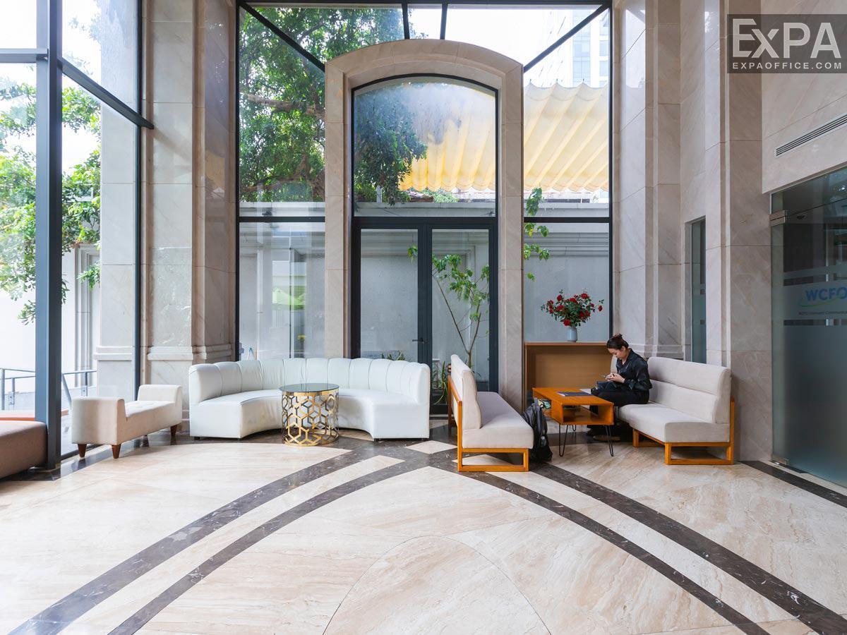 Fuji Landmark ground floor lobby