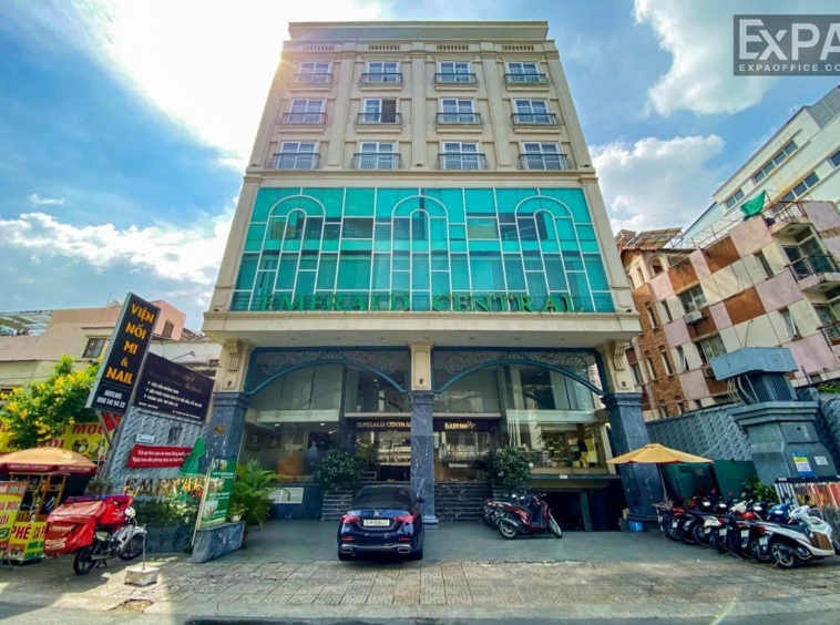 lối ra vào Emerald Central