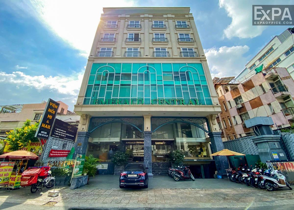 lối ra vào Emerald Central
