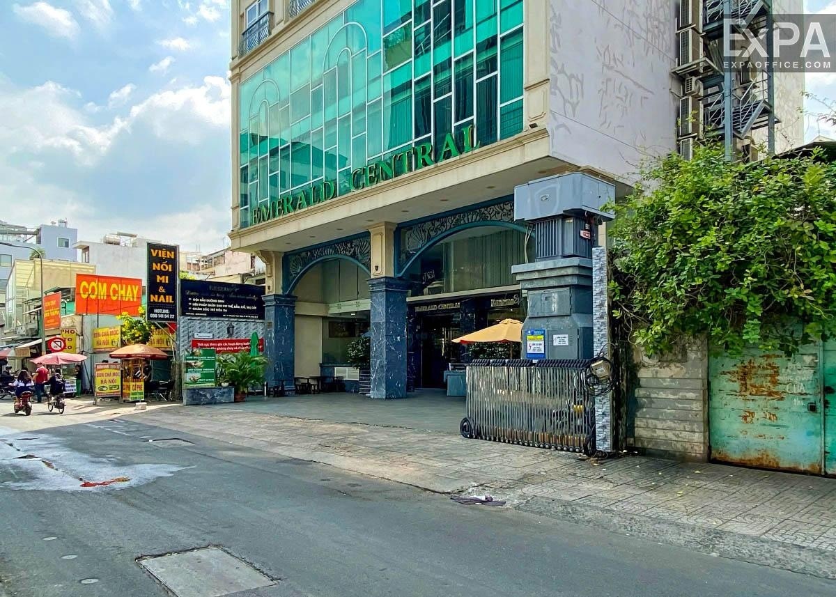 lối vào Emerald Central