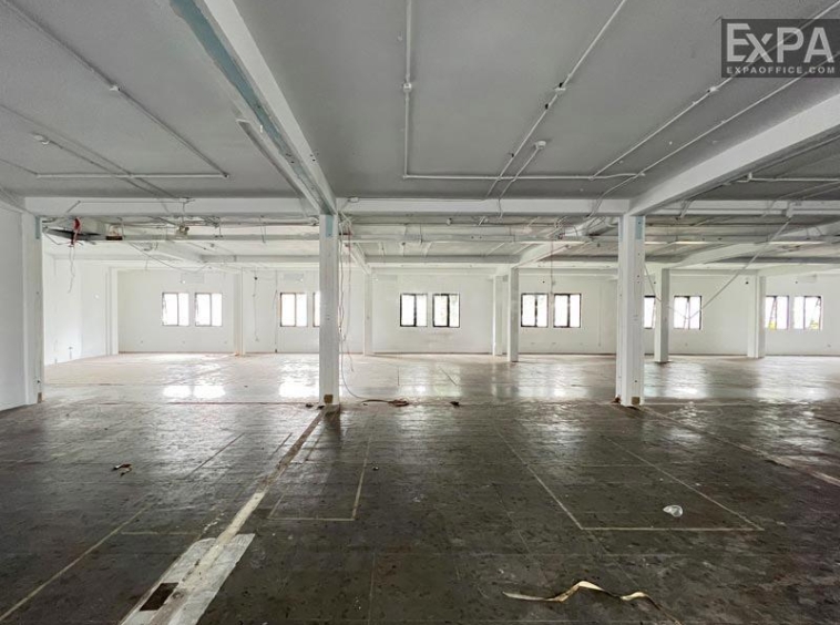 Duc Anh Building office floor