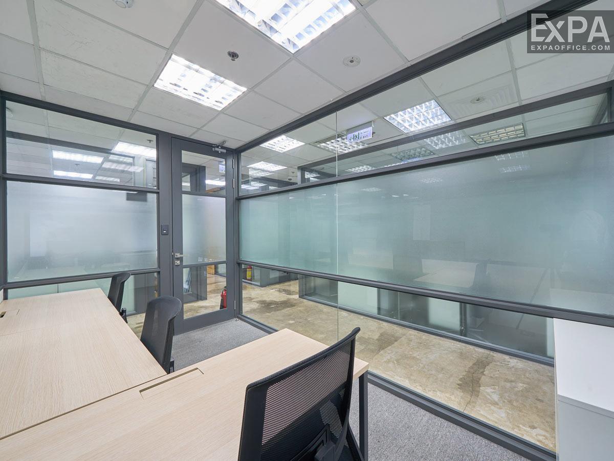 private office Hana Asia Serviced Office 2
